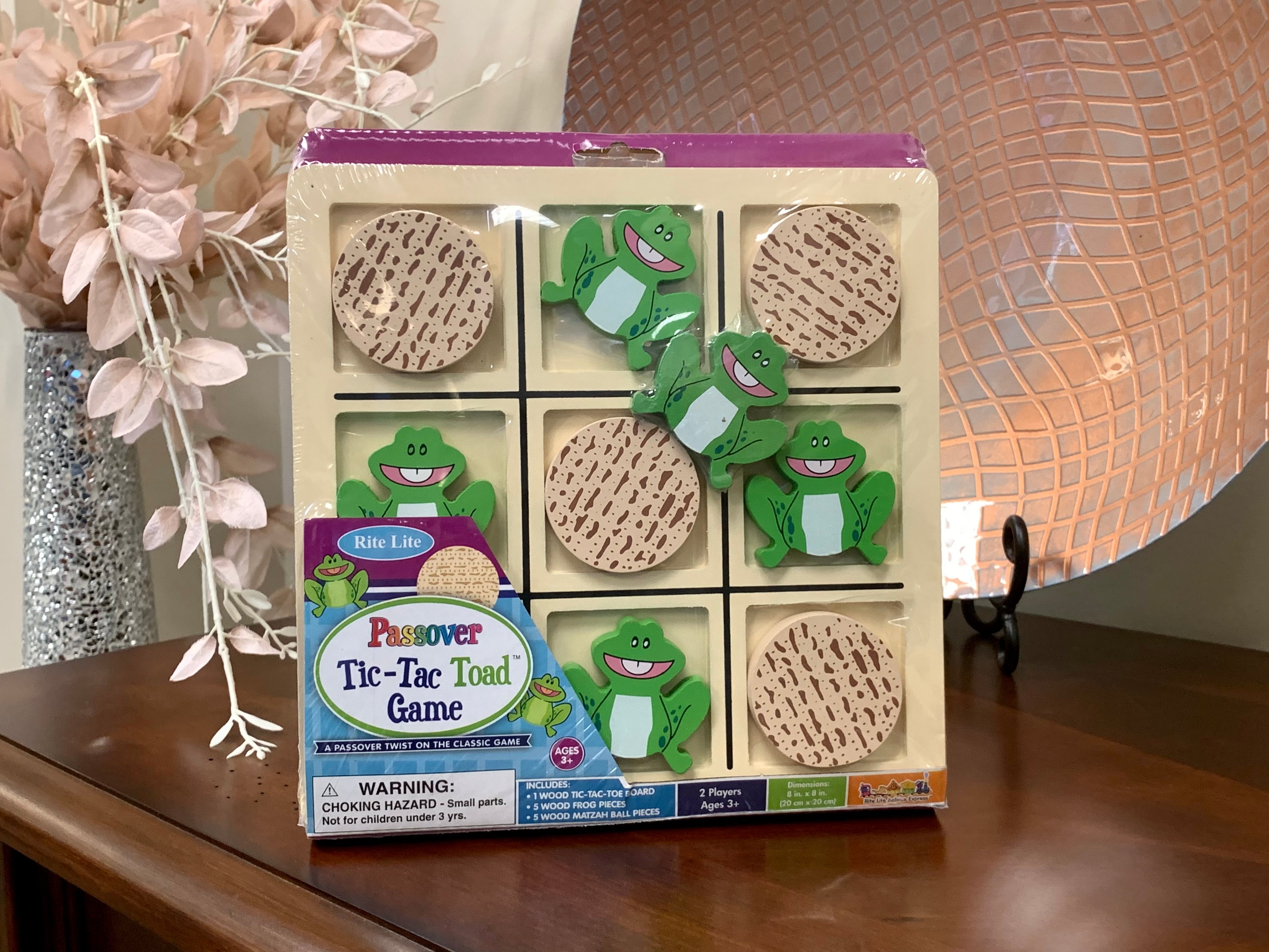 Passover Wooden "Tic-Tac-Toad" Game